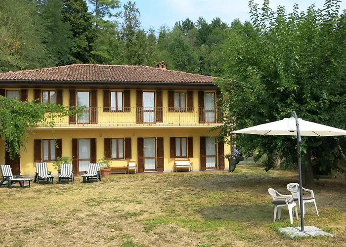 Cascina Calore By Interhome בית נופש Cortiglione
